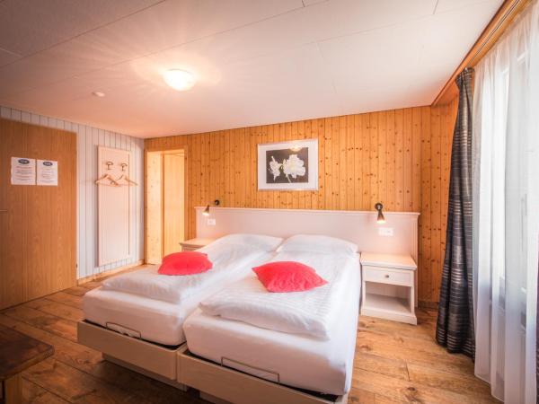 Hotel Tell and Apartments : photo 6 de la chambre chambre double