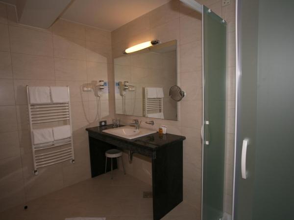 Spa & Wellness Hotel Pinia : photo 4 de la chambre suite familiale - lavanda
