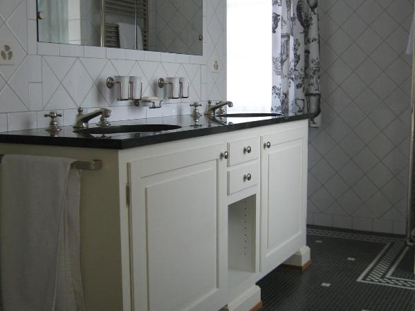 The Garden Guesthouse : photo 3 de la chambre chambre double deluxe avec balcon