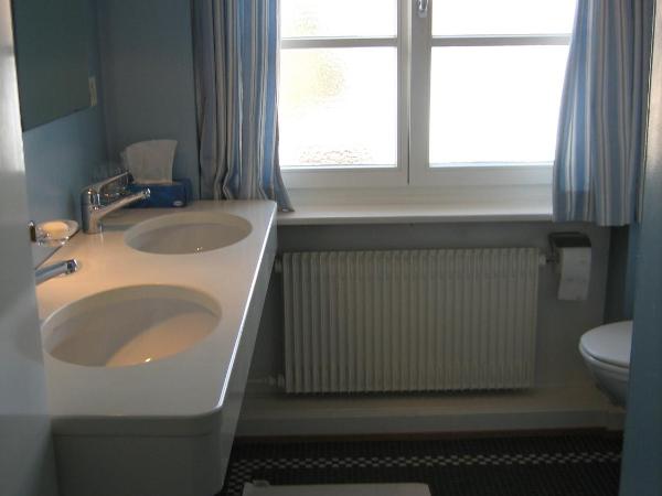 The Garden Guesthouse : photo 4 de la chambre chambre double avec balcon