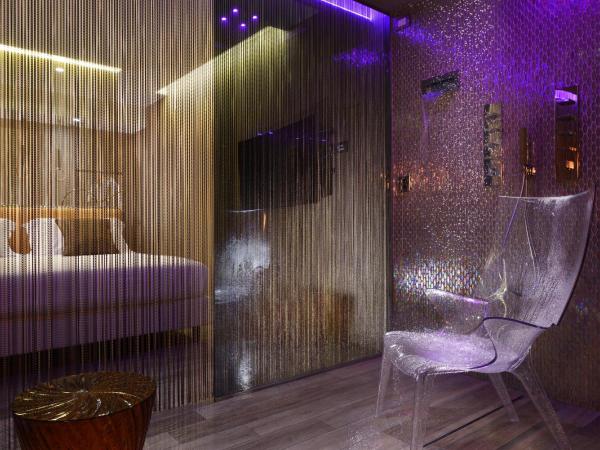 Milan Suite Hotel : photo 2 de la chambre suite junior avec douche d'hydromassage