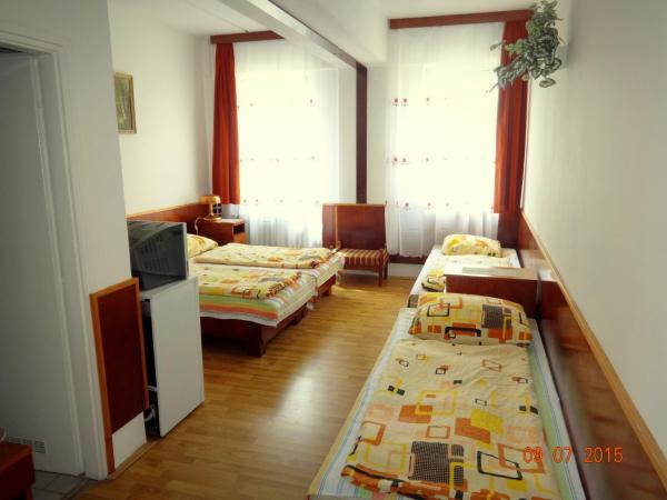 Botax Motel : photo 5 de la chambre chambre quadruple