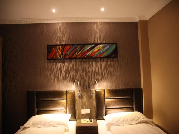 Shanghai Fish Inn Bund : photo 2 de la chambre chambre lits jumeaux deluxe