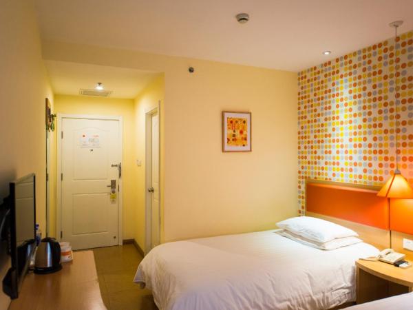 Home Inn Nanjing Yueyahu Jinhu Mansion : photo 1 de la chambre chambre double cosy