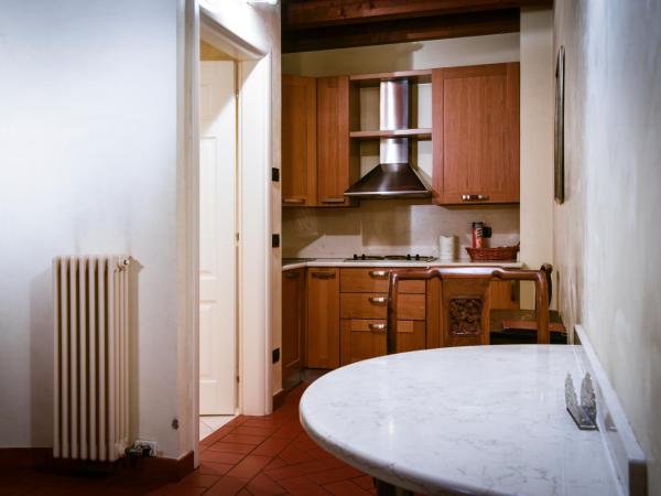 Residence ANTICO SAN ZENO centro storico : photo 3 de la chambre chambre triple supérieure