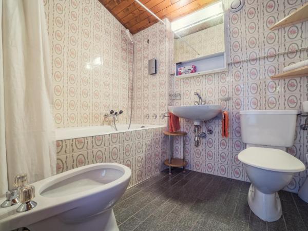 Hotel Mirabeau : photo 6 de la chambre chambre double ou lits jumeaux avec balcon