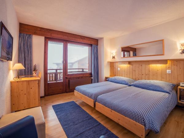 Hotel Mirabeau : photo 1 de la chambre chambre double ou lits jumeaux avec balcon