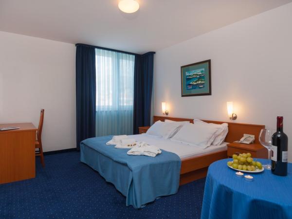 Hotel Rotondo : photo 1 de la chambre chambre double avec balcon