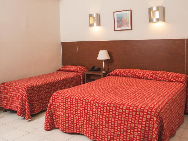 Gran Hotel Victoria Cordoba Argentina : photo 2 de la chambre chambre triple
