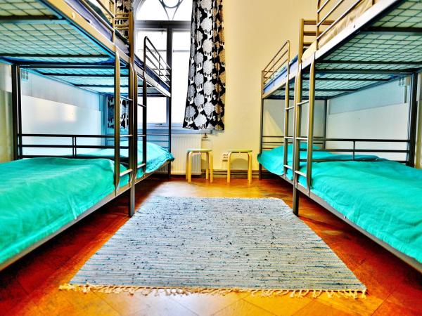 Hostel Diana Park : photo 1 de la chambre lit simple dans dortoir mixte de 8 lits