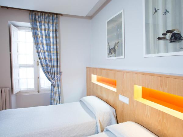 Casa Celsa-Barbantes : photo 10 de la chambre chambre lits jumeaux