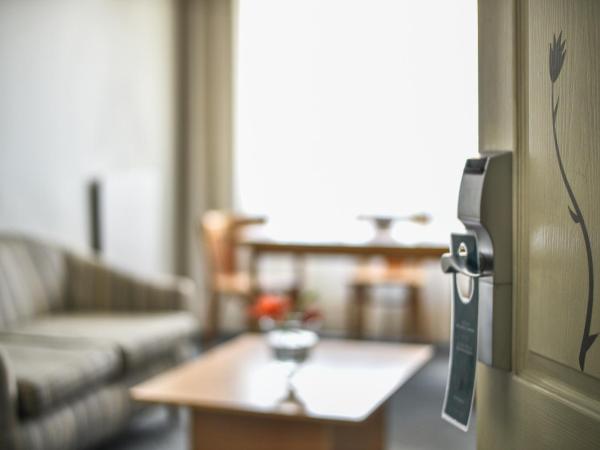 Portal Plaza Suites : photo 2 de la chambre suite