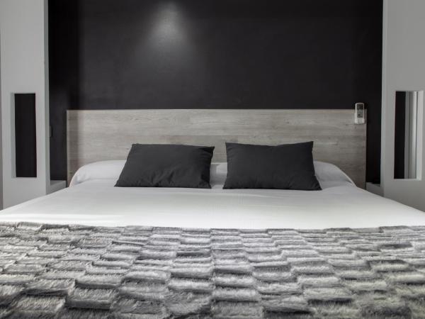 Hostal Overnight Madrid : photo 1 de la chambre chambre double