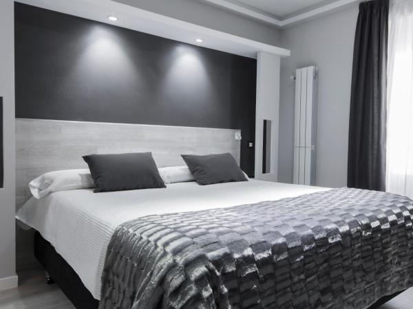 Hostal Overnight Madrid : photo 5 de la chambre chambre double supérieure