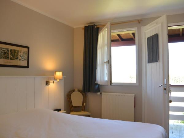 Hotel Nuit Et Jour - La Maison de Lucile : photo 7 de la chambre chambre double - côté jardin