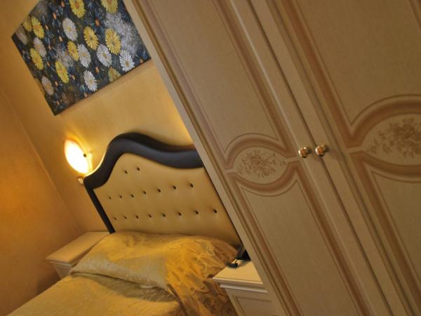 Hotel Antico Distretto : photo 6 de la chambre chambre quadruple