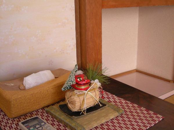 J-Hoppers Hiroshima Guesthouse : photo 6 de la chambre chambre de style japonais avec salle de bains commune