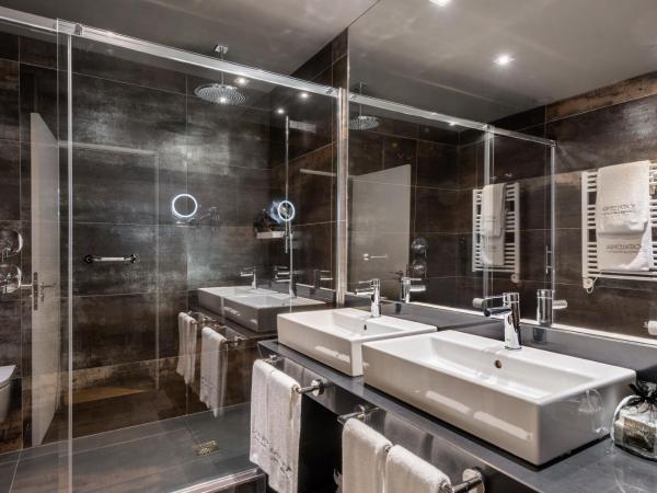 Catalonia Gran Vía Madrid : photo 9 de la chambre suite avec terrasse et bain à remous