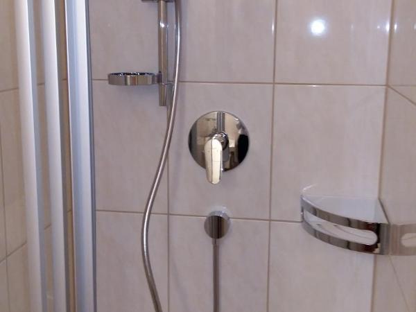 Pension Katrin : photo 4 de la chambre chambre lits jumeaux