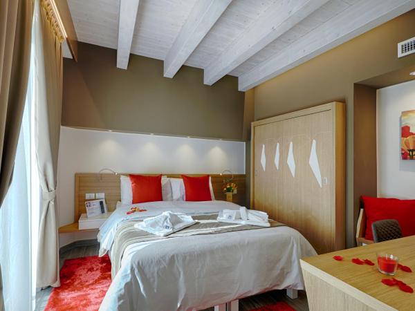 Hospitality Hotel : photo 3 de la chambre chambre triple