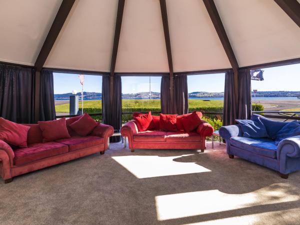 Accent On Taupo Motor Lodge : photo 4 de la chambre villa - vue sur lac