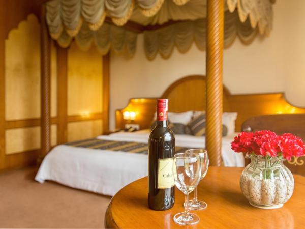 KK Royal Hotel & Convention Centre : photo 1 de la chambre suite