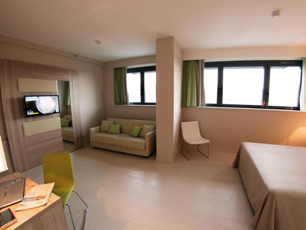 Hotel Cristina : photo 6 de la chambre chambre triple