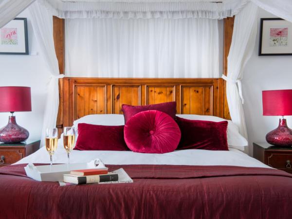 The Claremont : photo 1 de la chambre chambre avec lit à baldaquin