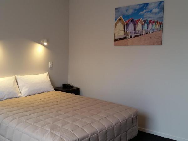 319 Addington Motel : photo 1 de la chambre queen studio with bath (3 adults)