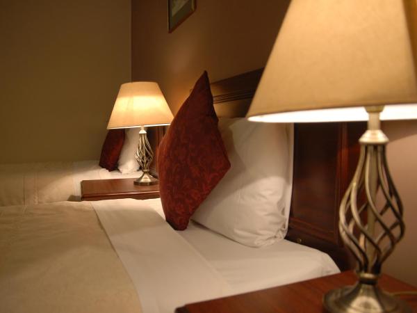 Marlborough House - Guest House : photo 5 de la chambre chambre lits jumeaux avec kitchenette