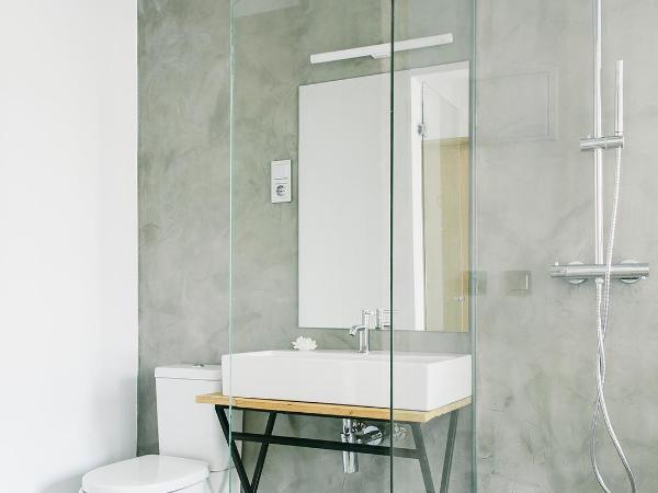 Guest House Ibaia Et Arramak : photo 3 de la chambre chambre double - vue sur rue