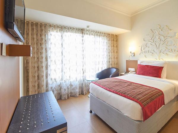 Sarovar Portico Rivera Ahmedabad : photo 2 de la chambre standard single room (15% discount on food and soft beverage)