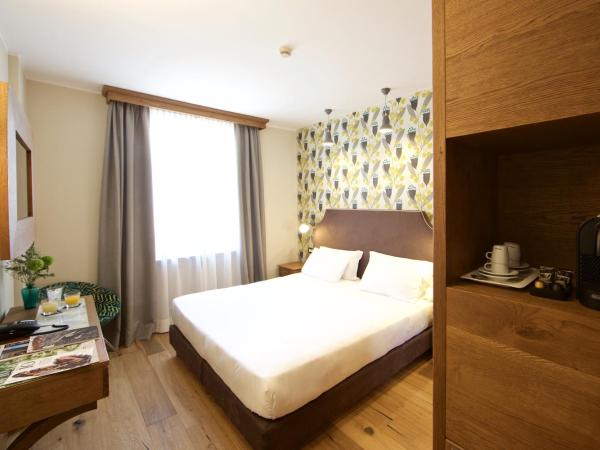 Duca D'Aosta Hotel : photo 1 de la chambre chambre double ou lits jumeaux - vue sur ville