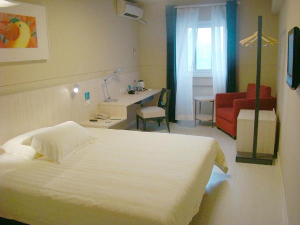 Jinjiang Inn Shenyang North Railway Station Huigong Square : photo 1 de la chambre chambre double affaires c