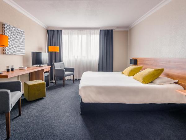 Best Western Hotel Atrium Valence : photo 1 de la chambre chambre lit king-size standard - non-fumeurs
