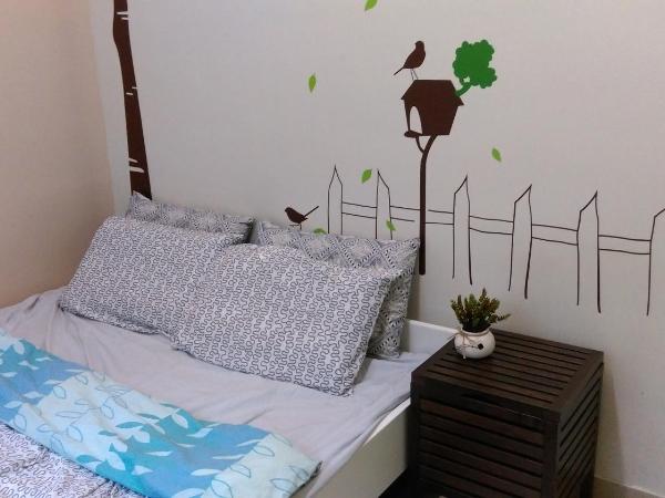 YHA Ngong Ping SG Davis Youth Hostel : photo 4 de la chambre chambre double avec salle de bains commune