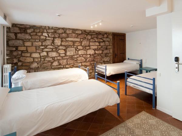 A Room In The City Hostel : photo 1 de la chambre lit dans dortoir mixte de 6 lits avec salle de bains privative