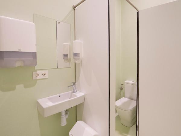 A Room In The City Hostel : photo 3 de la chambre lit dans dortoir pour femmes de 6 lits