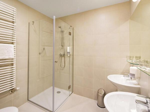 Automobil Hotel : photo 2 de la chambre chambre triple