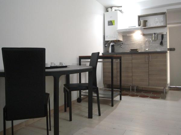 Aparthotel Dei Mercanti : photo 9 de la chambre appartement détente