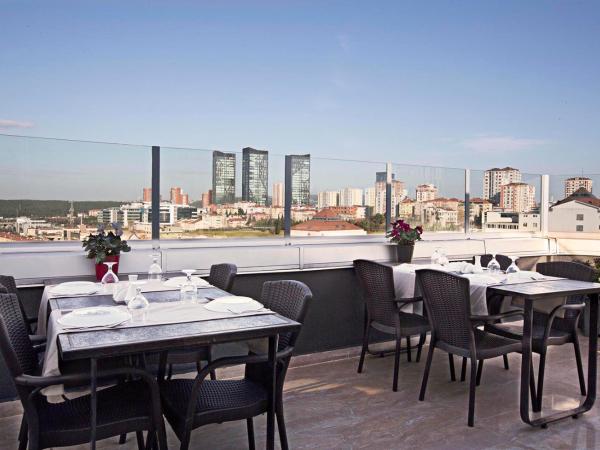 Akoni Hotel : photo 7 de la chambre chambre lit king-size supérieure