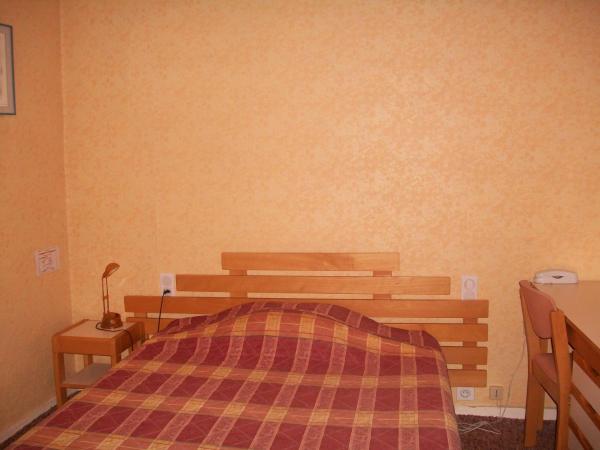 Hotel L'Aiglon : photo 2 de la chambre chambre triple