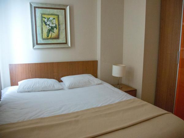 Airport Residence : photo 9 de la chambre suite familiale 2 chambres