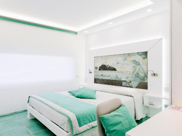 La Madegra Seasuite : photo 10 de la chambre chambre double deluxe - vue sur mer