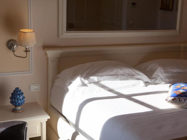 Granduomo Charming Accomodation : photo 6 de la chambre appartement de luxe (4 adultes) - vue sur duomo