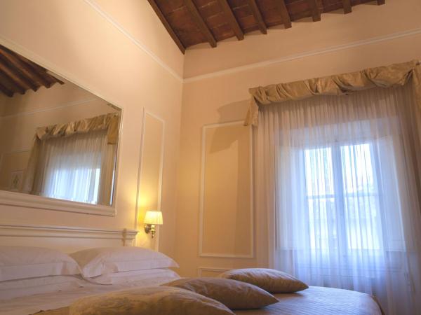 Granduomo Charming Accomodation : photo 2 de la chambre appartement de luxe - vue sur coupole brunelleschi