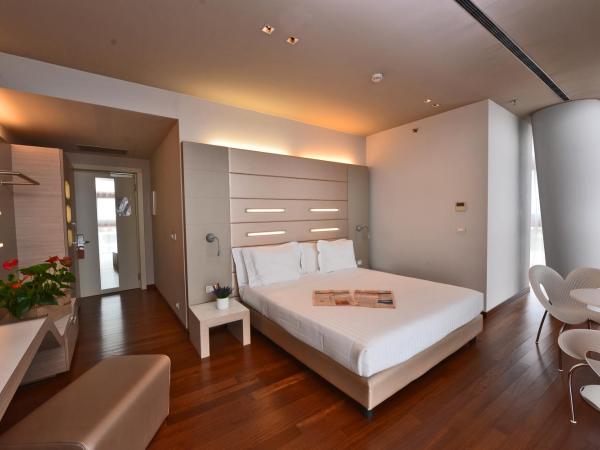 Best Western Plus Net Tower Hotel Padova : photo 10 de la chambre chambre lit king-size supérieure