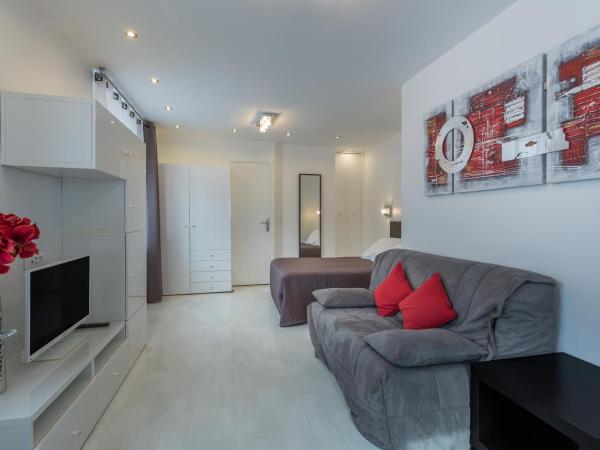 Hotel De L'Horloge : photo 7 de la chambre studio quadruple de luxe