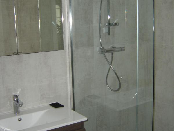 B&B Villa Des Raisins : photo 3 de la chambre chambre double - côtes de provence