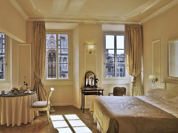 Granduomo Charming Accomodation : photo 8 de la chambre appartement de luxe (4 adultes) - vue sur duomo